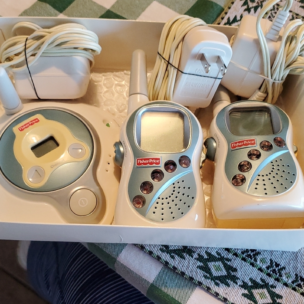 Fisher-Price Blue and Cream Baby Monitor Set